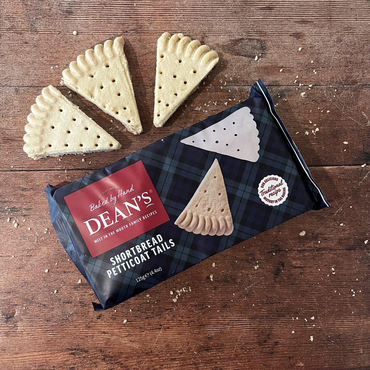 Traditional Shortbread Petticoat Tails 125g Thumbnail Traditional Shortbread Petticoat Tails 125g Thumbnail