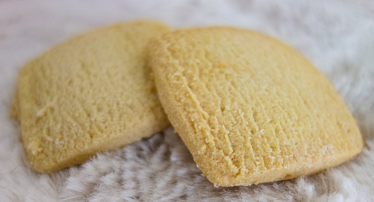 "Bobbin and the Stone Trough" All Butter Shortbread Squares 300g