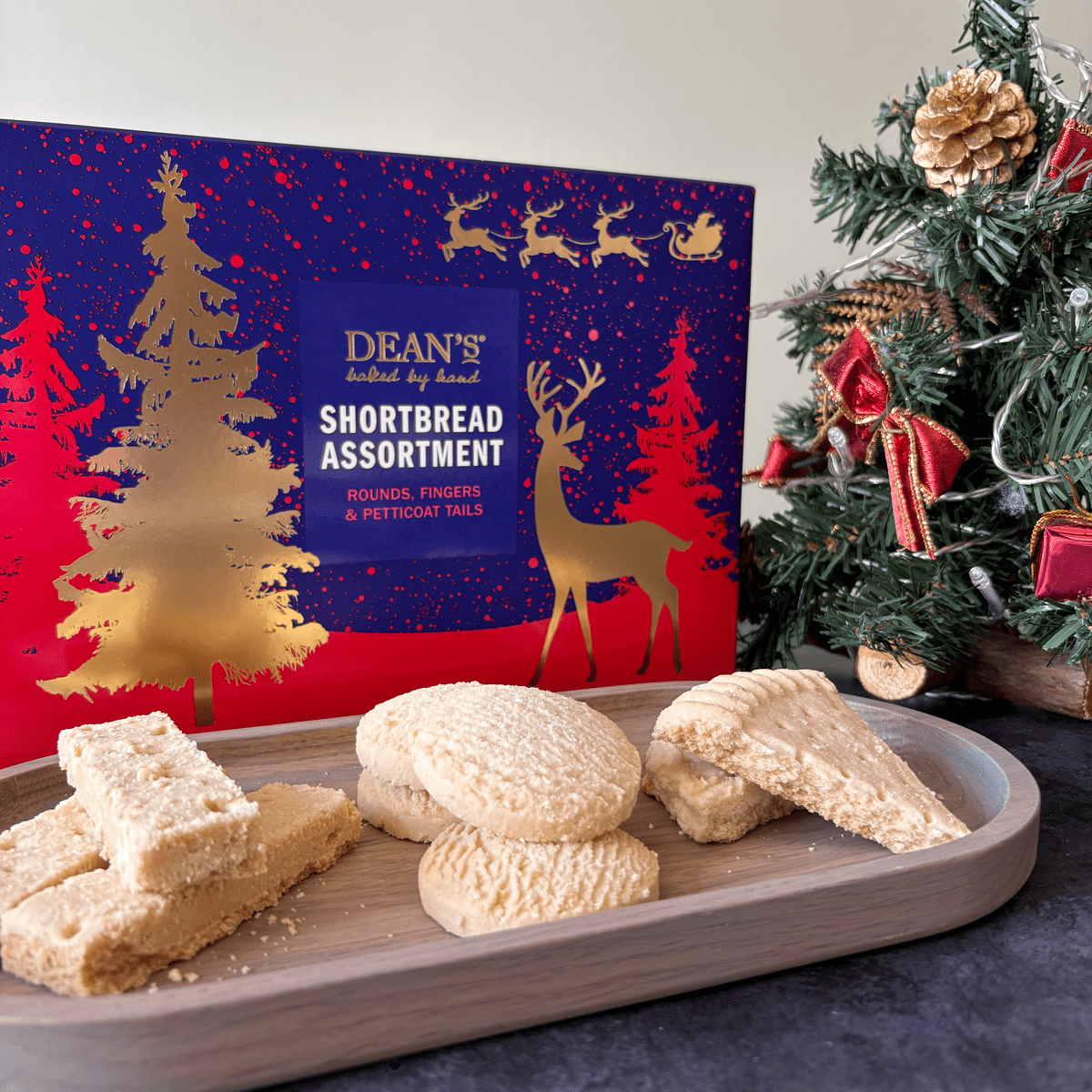 Christmas Shortbread Assortment 360g