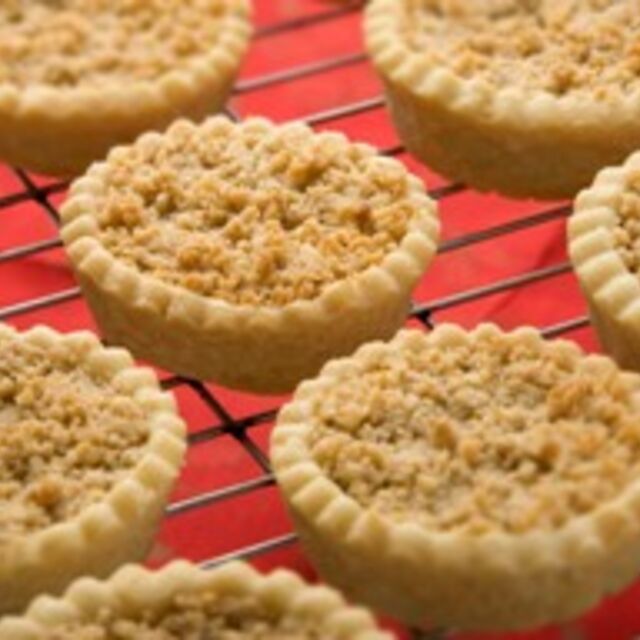 Streusel Topped Mincemeat Pies