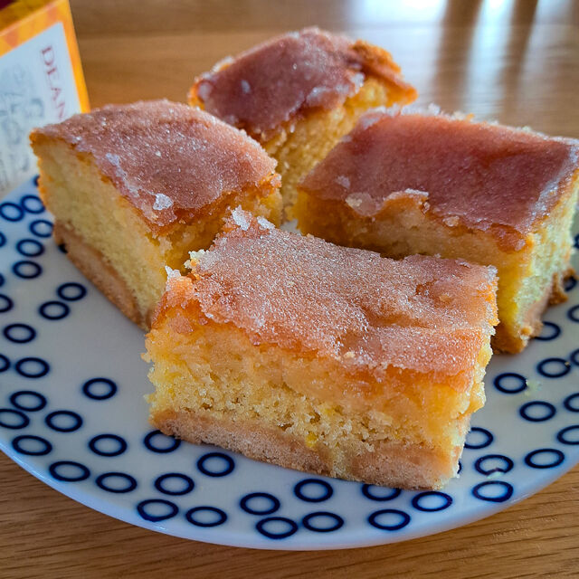 Lemon Drizzle Short-Cake